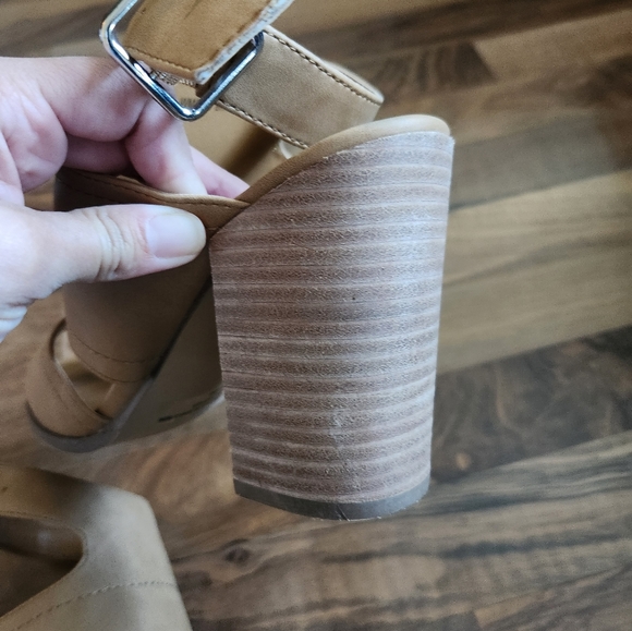 NWT Dolce Vita Block Heel Anlke Strap SandalBrista Shooties Tan 10 - Picture 4 of 7